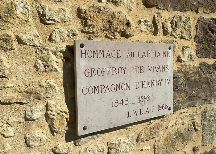 Ancien Musee De La Noix * Doissat